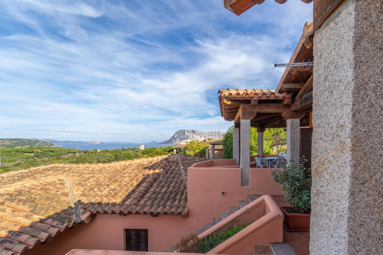 Iss Travel, Panoramic Coda Cavallo Cottages - 10 Km From San Teodoro サン・テオドーロ エクステリア 写真